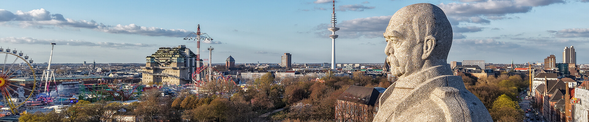 Drohnenblick Hamburg - Bismarck-Denkmal